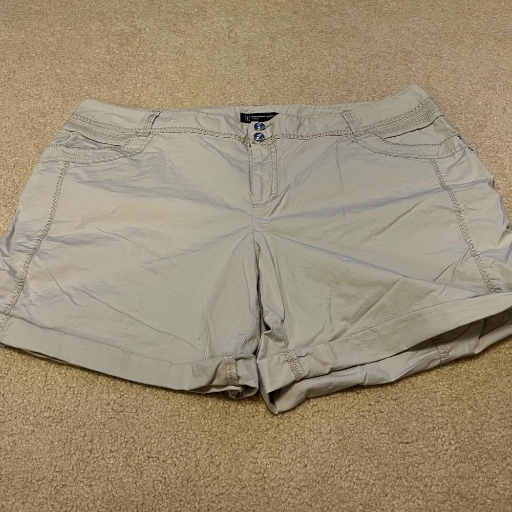 INC International Concepts Womens Plus Size Shorts w/ Zipper Pockets - Size 18W